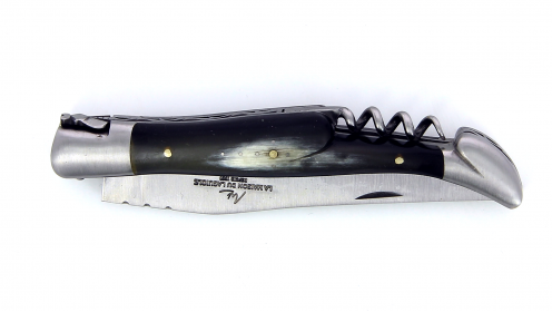 Couteau Laguiole pliant 12 cm, avec tire-Bouchon manche en Corne de vache Aubrac, mitres inox brossées.