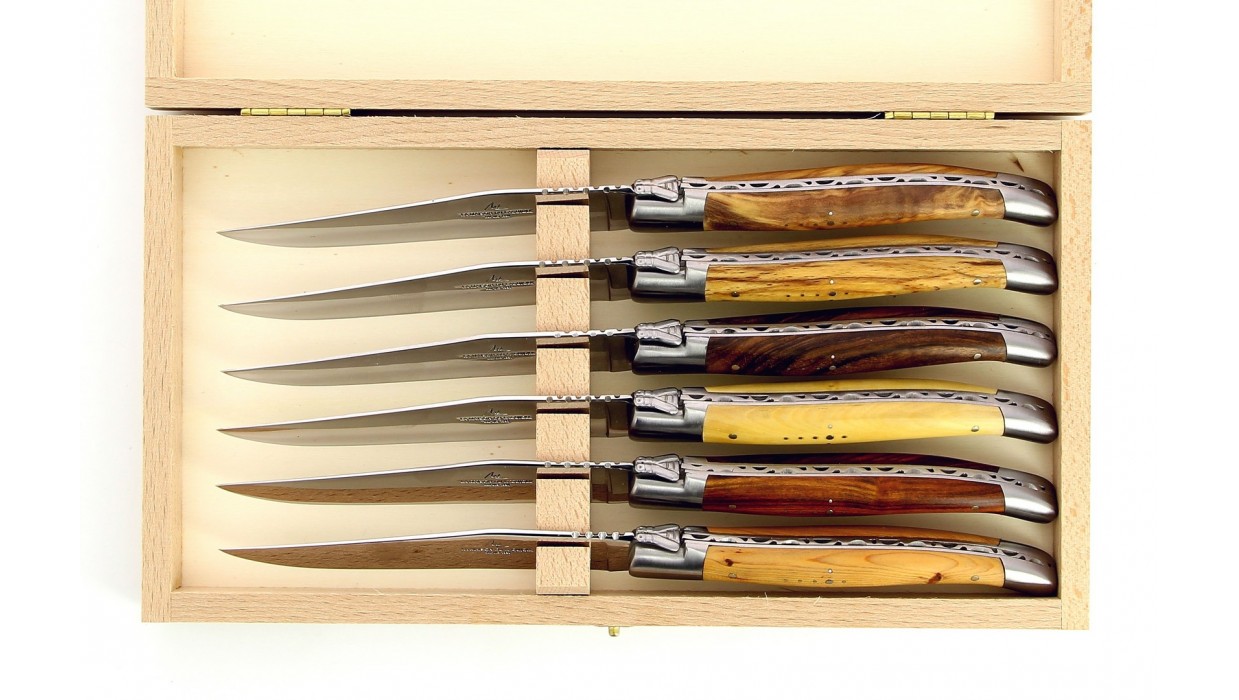 Coffret de 6 couteaux de table avec deux mitres en inox brossé en bois français