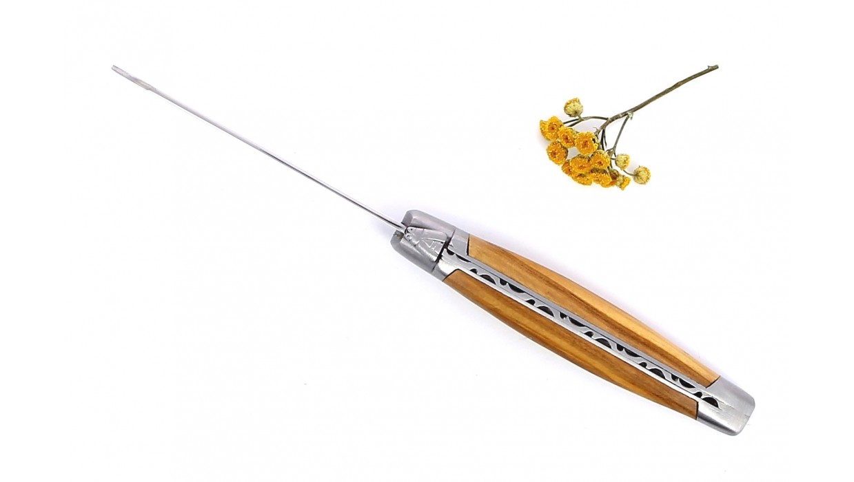 Couteau de Laguiole à beurre mitres en inox brossé, manche en Olivier.