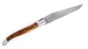 Couteau pliant Laguiole 12 cm, mitres inox brossé, double platine en hêtre de l'Aubrac, lame damas carbone.