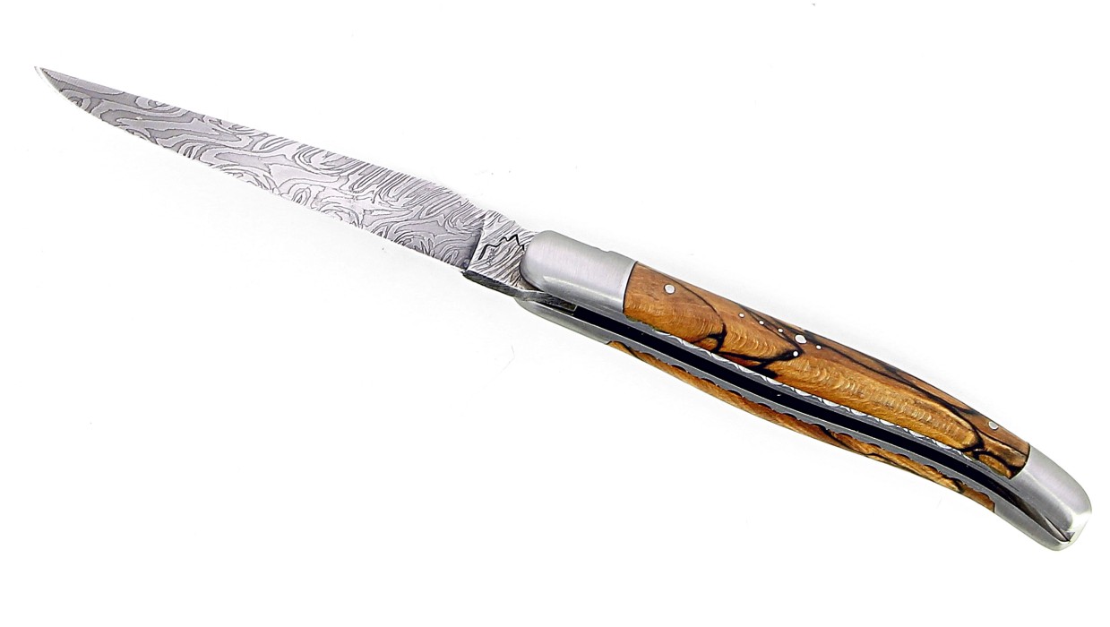 Couteau pliant Laguiole 12 cm, mitres inox brossé, double platine en hêtre de l'Aubrac, lame damas carbone.